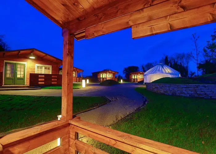 Giltraps Townhouse & Glamping